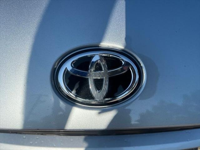 Certified Used 2022 STEEL Toyota  image 17