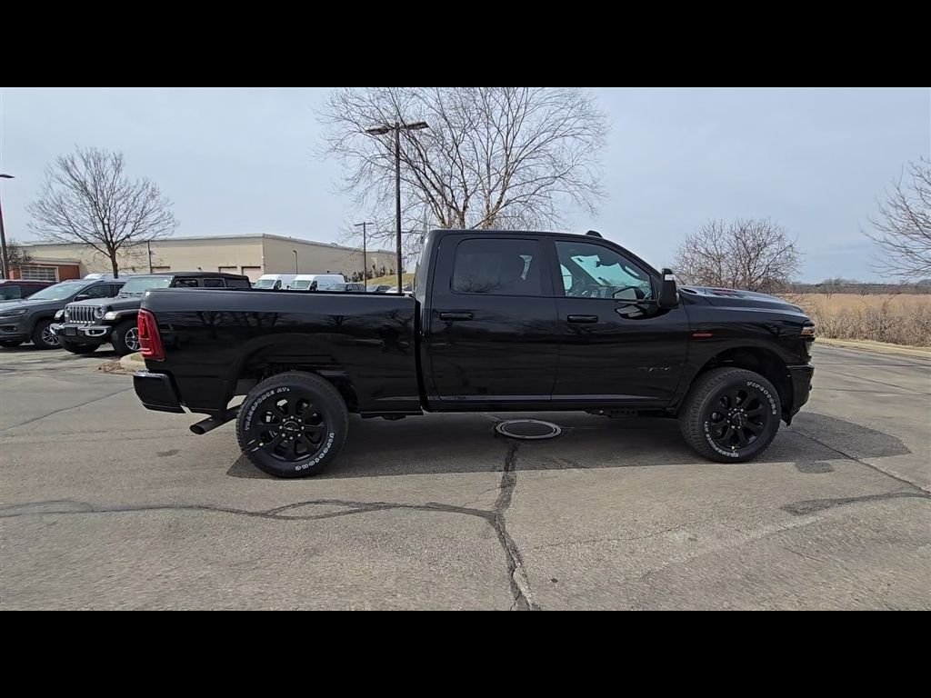 New 2026 Diamond Black Crystal Pearl-Coat Exterior Paint RAM Laramie image 8
