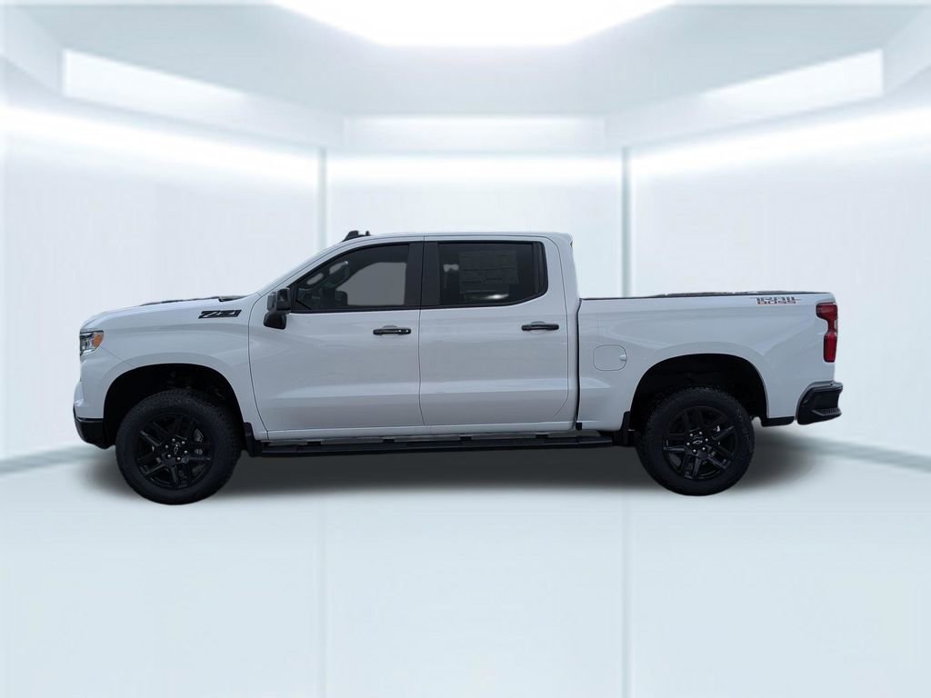 New 2026 Summit White Chevrolet LT Trail Boss image 2