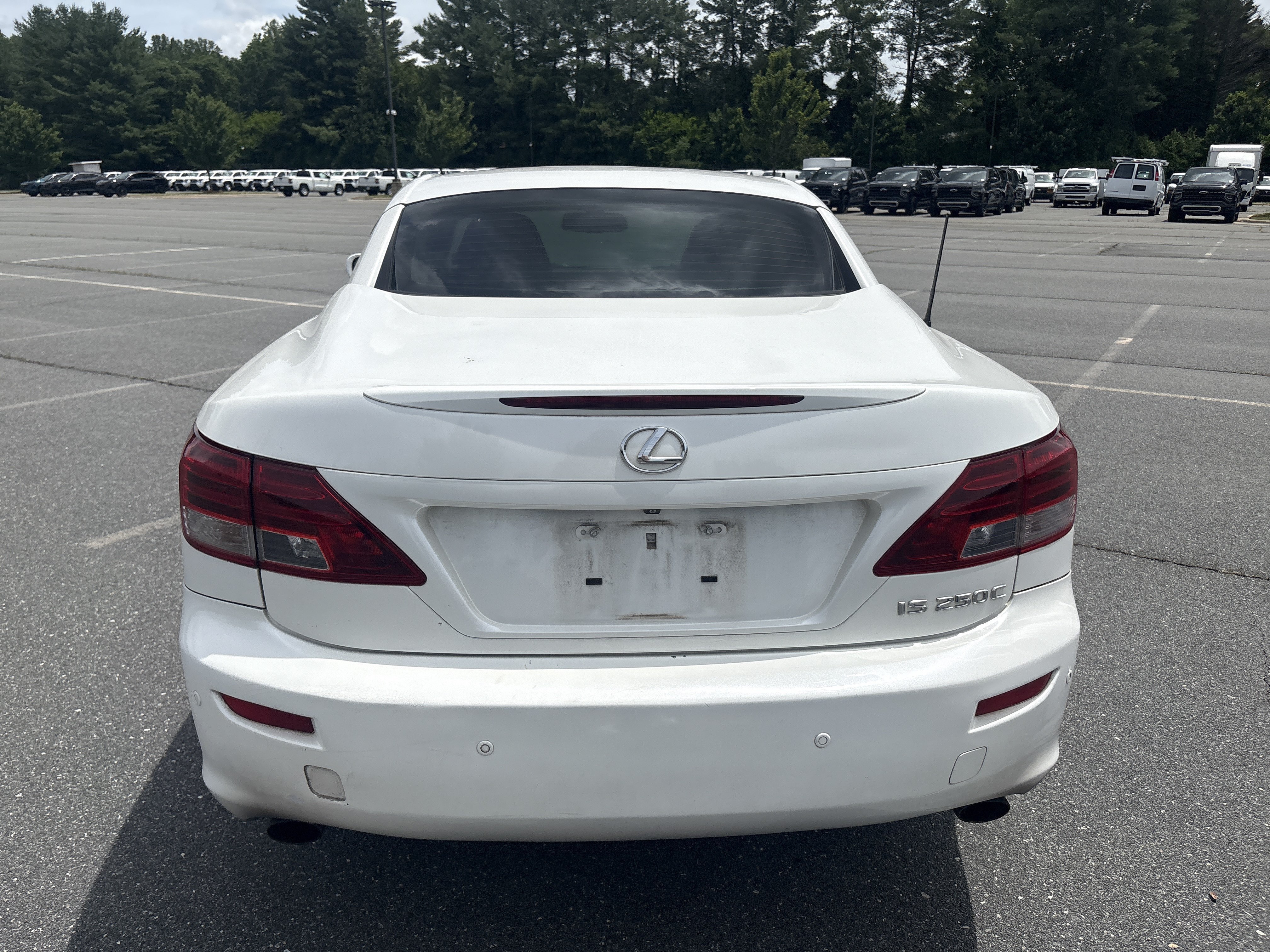 Used 2013 Starfire Pearl Lexus 250 C image 4