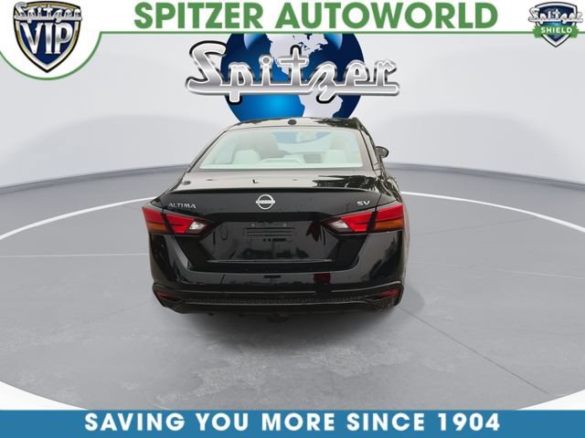 Used 2024  Nissan 2.5 SV image 7