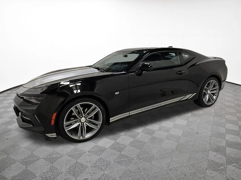 Used 2016 Black Metallic Chevrolet 2LT image 2