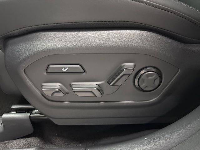 New 2026 White Hyundai Calligraphy image 2