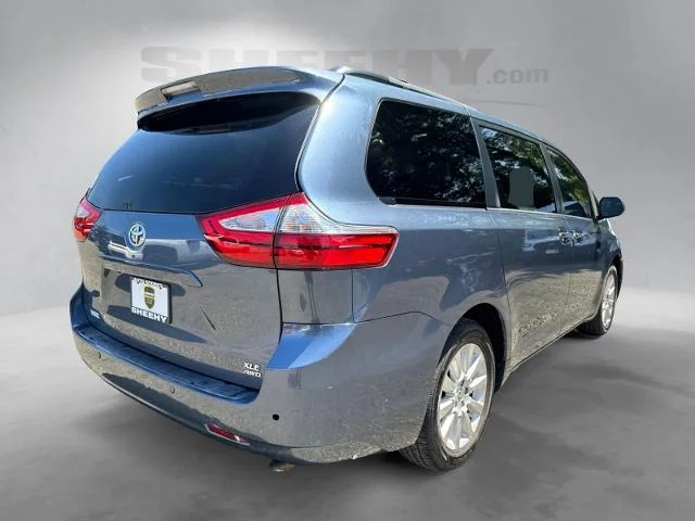 Used 2015 Shoreline Blue Pearl Toyota  image 12
