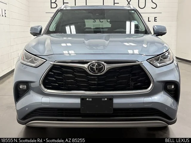 Used 2024  Toyota Platinum image 7