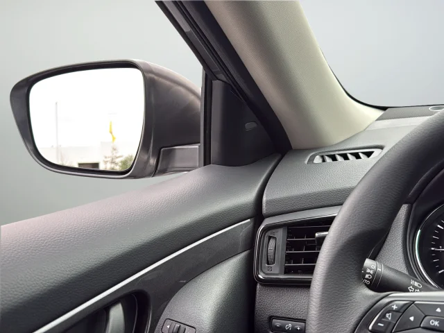 Used 2020 Gray Nissan S image 30