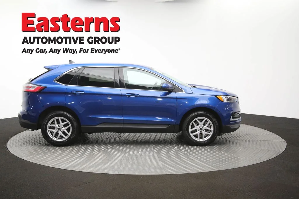 Used 2023 Blue Ford SEL image 47
