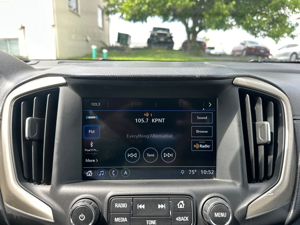 Used 2018 White GMC Denali image 14