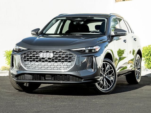 2025 Audi Q5 40 Premium Plus's photo