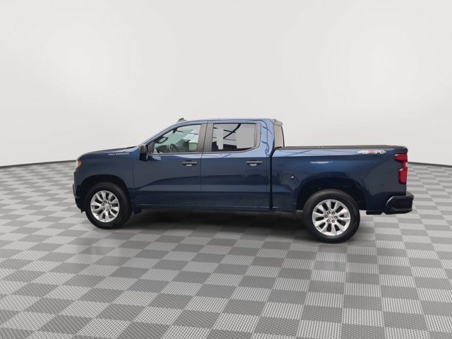 Used 2021 Northsky Blue Metallic Chevrolet Custom image 34