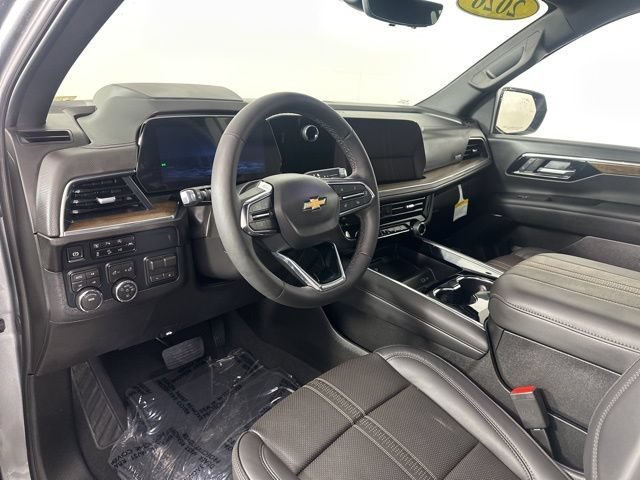 2026 Chevrolet Suburban High Country - Photo 18