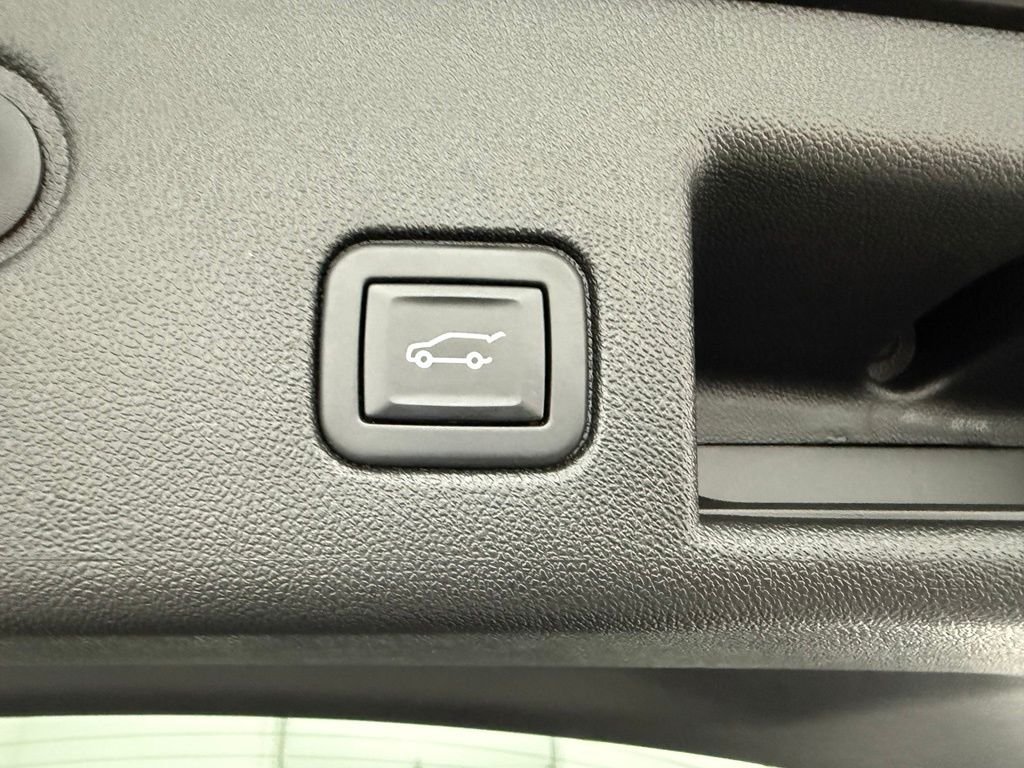 2022 Chevrolet Equinox RS - Photo 11