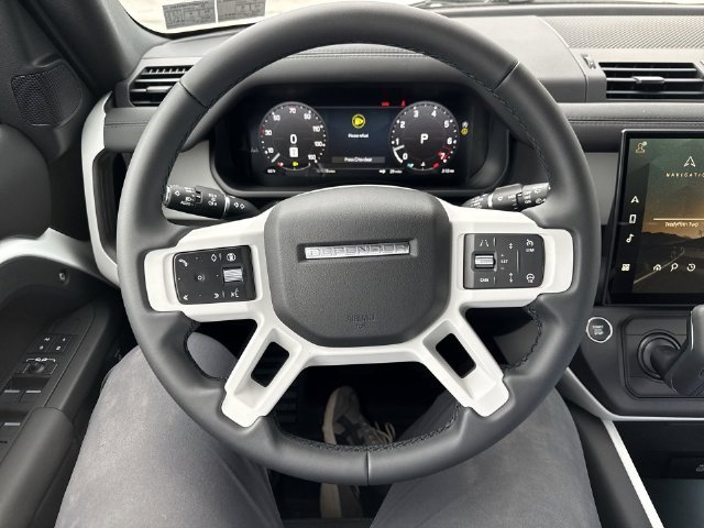 New 2026 Fuji White Land Rover X-Dynamic SE image 12