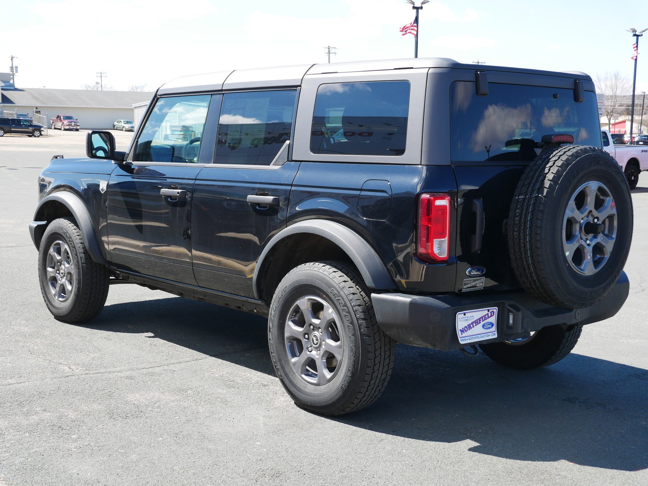 View vehicle photo 6