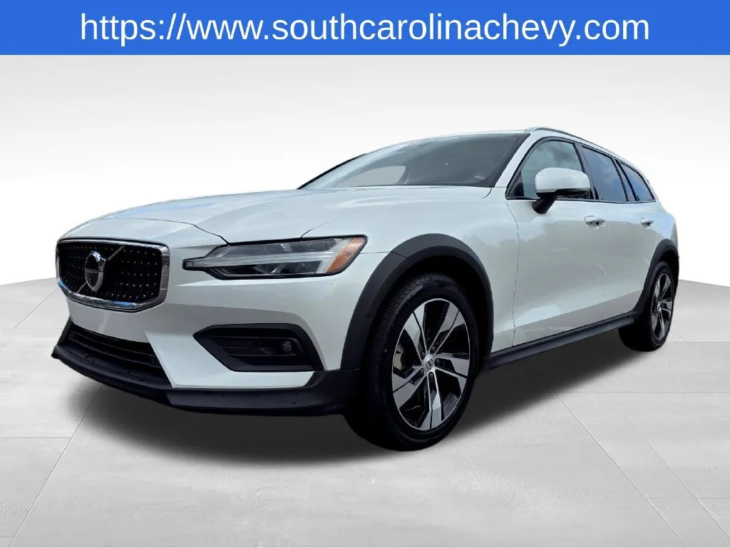 Used 2025  Volvo Plus image 38