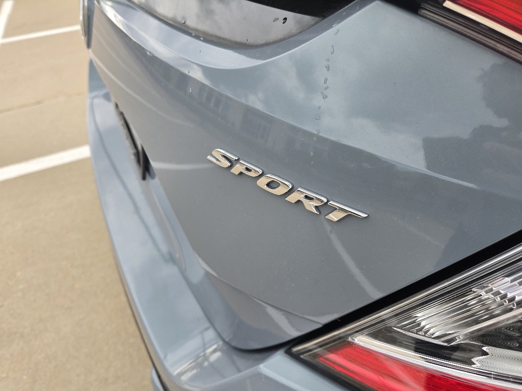 Used 2021 Sonic Gray Pearl Honda Sport image 10