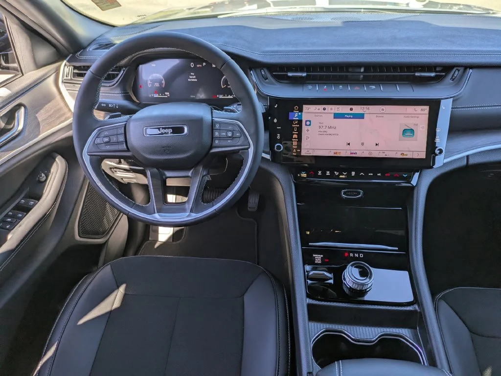 New 2027 Gray Jeep  image 18