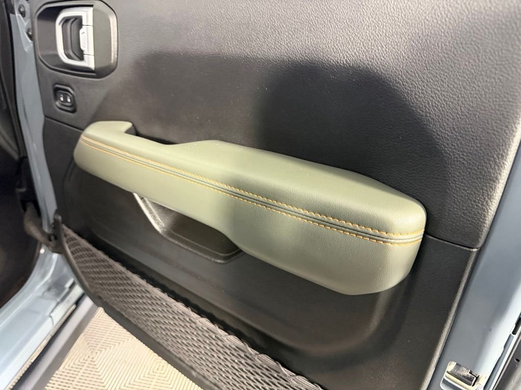 Certified Used 2024 Gray Jeep Mojave X image 32