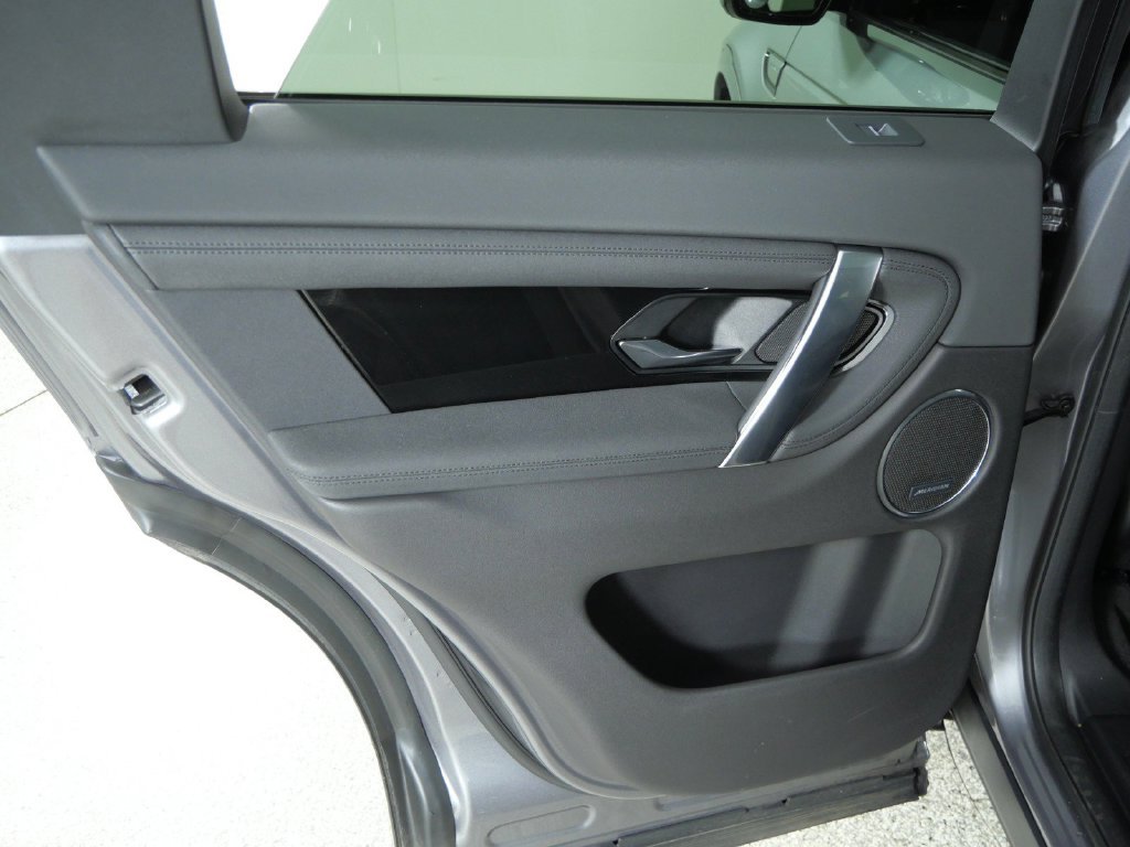 Used 2024 Gray Land Rover S image 30
