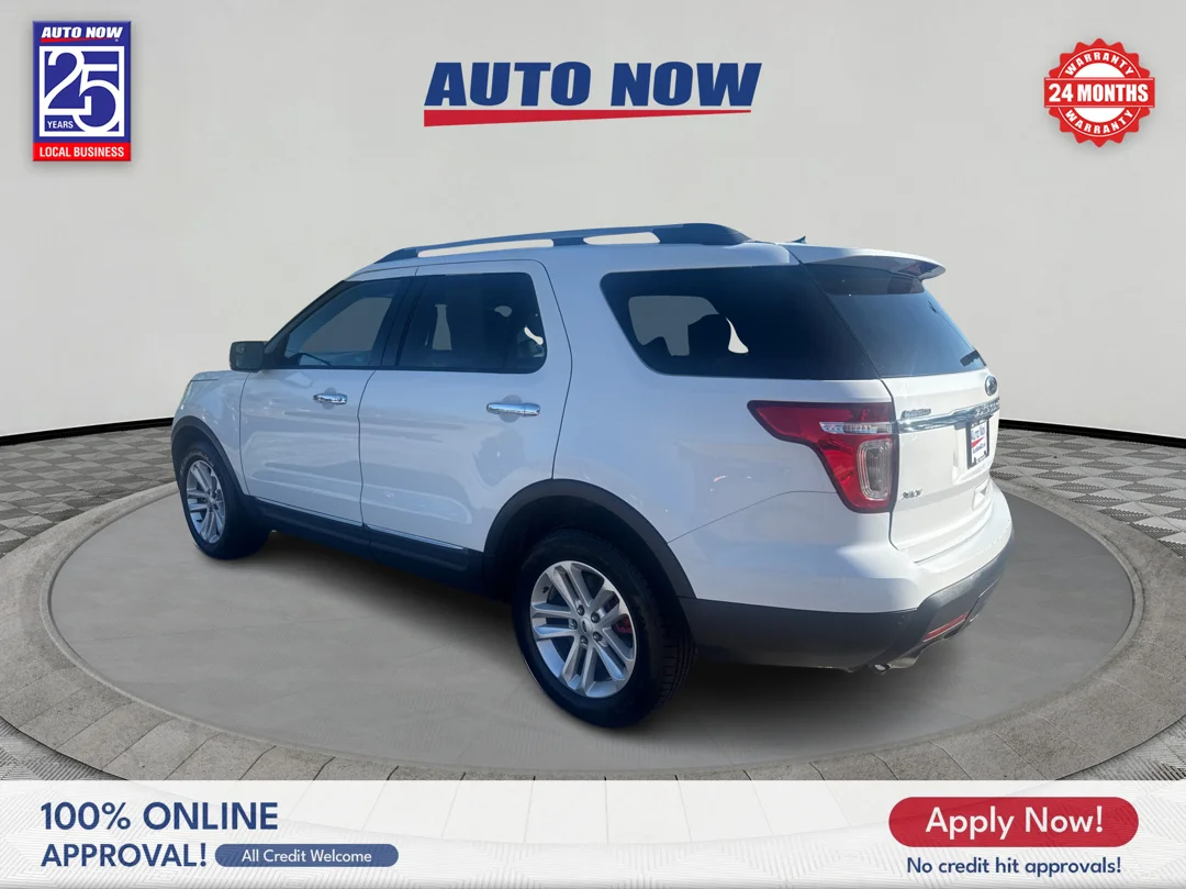 Used 2015 White Ford XLT image 4