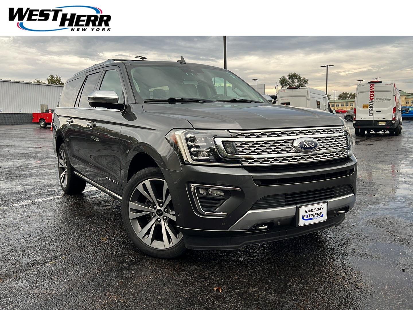 Used 2020 Magnetic Ford Platinum image 1