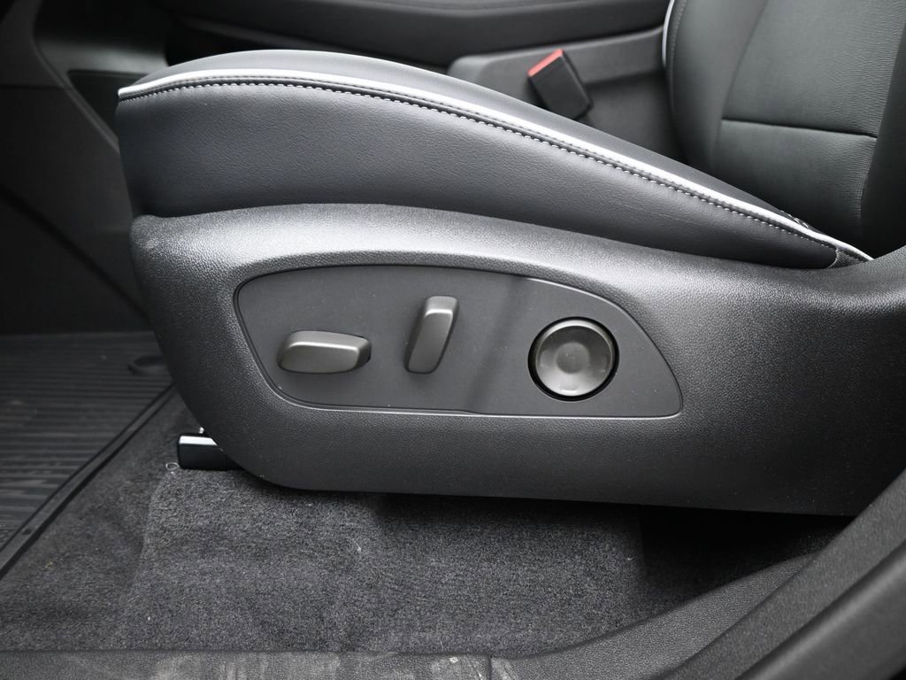 New 2026 Ebony Twilight Metallic Buick Preferred image 11