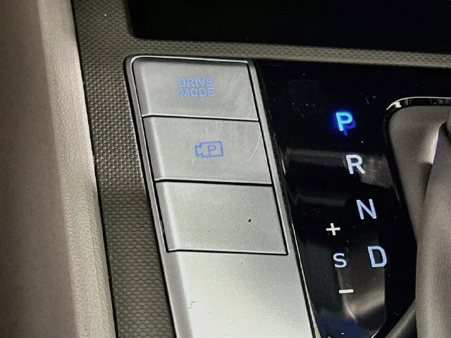 New 2026 Gray Hyundai SE image 18