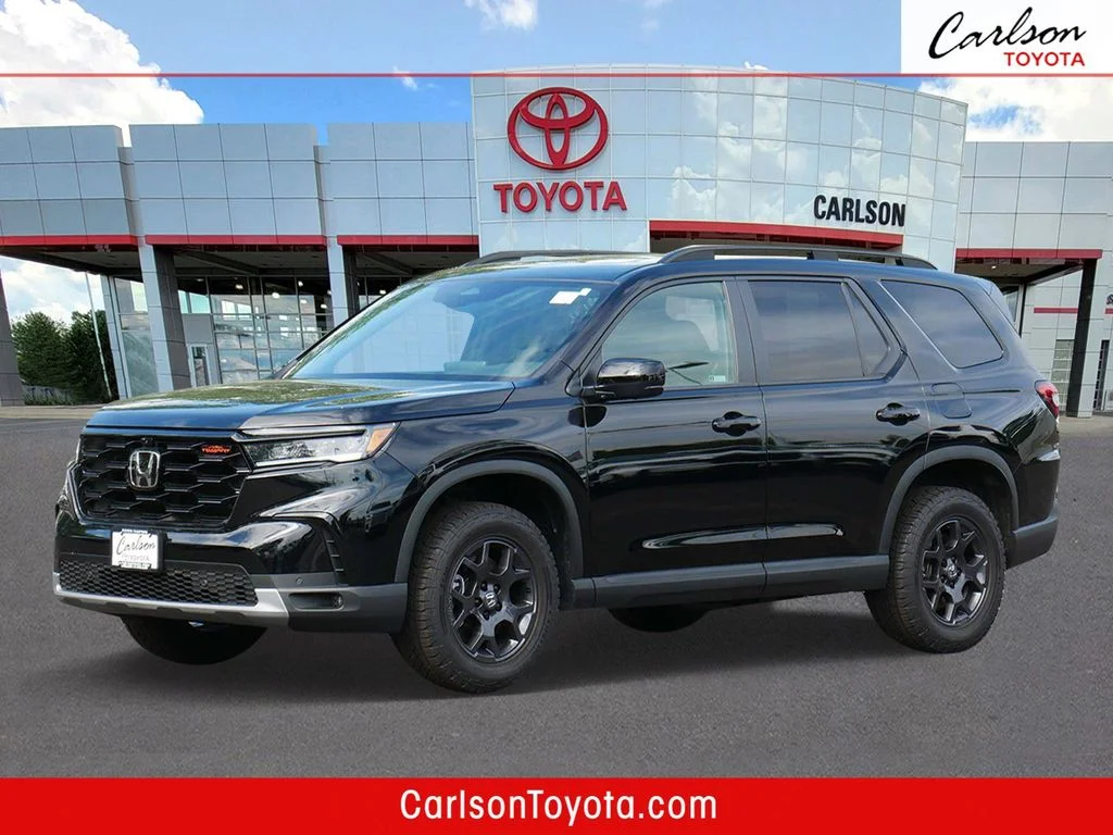 2025 Honda Pilot TrailSport AWD's photo