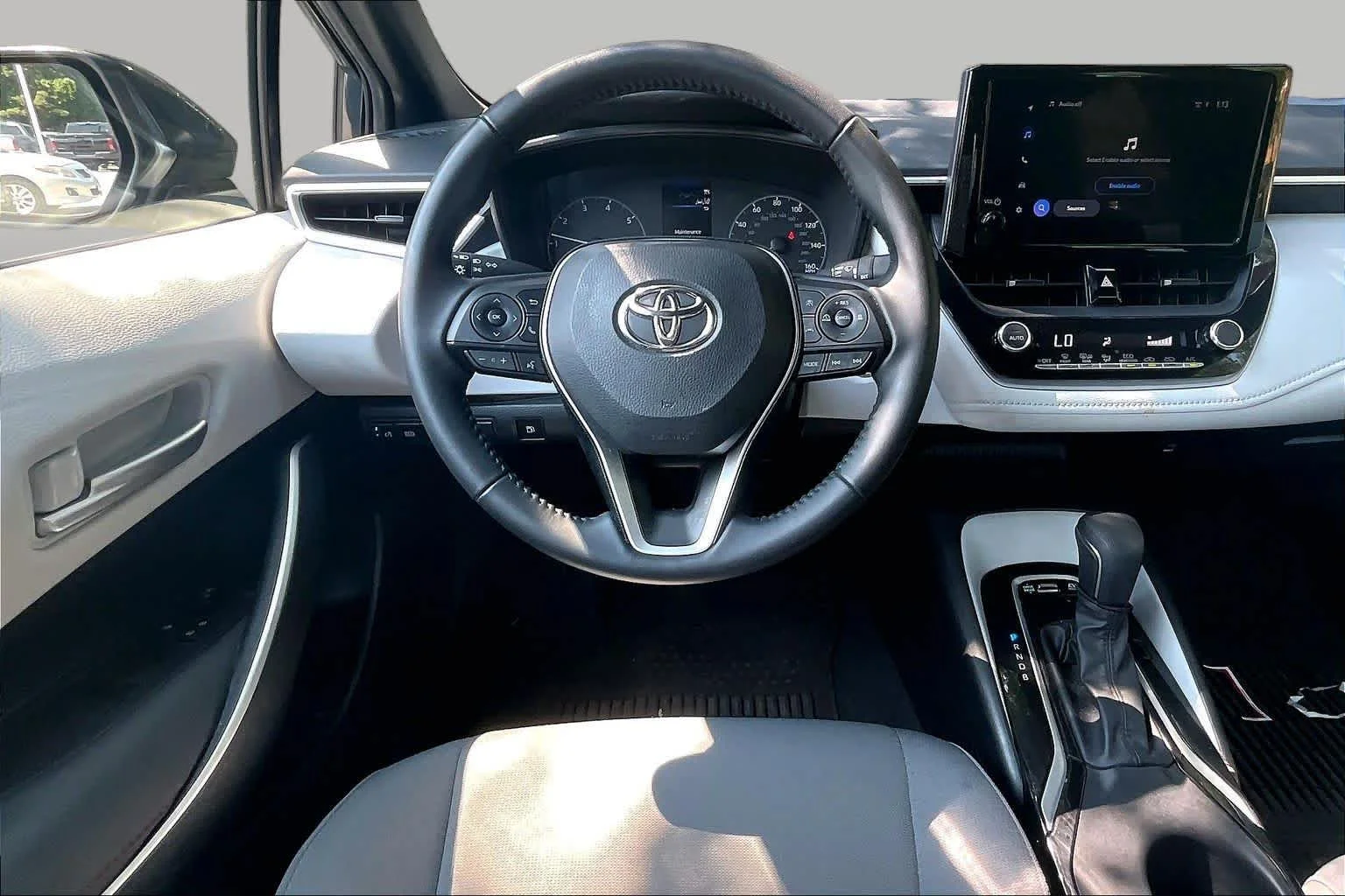 Used 2025 Underground Toyota Hybrid SE image 6
