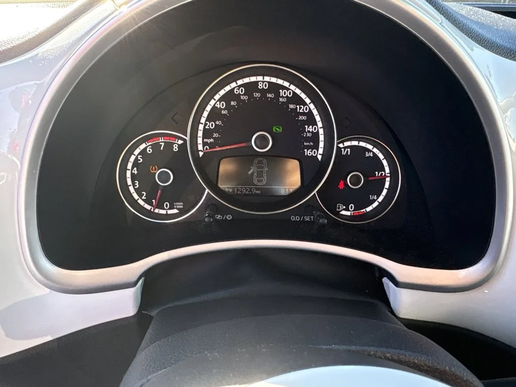 Used 2016  Volkswagen 1.8T SE image 9