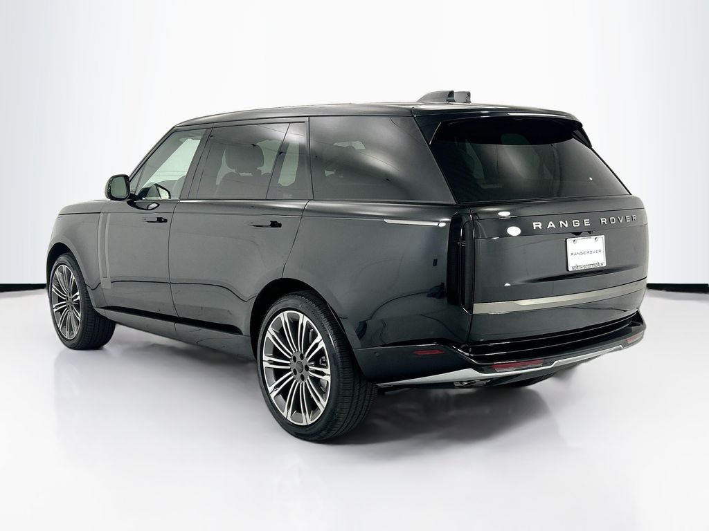 New 2026 Santorini Black Land Rover SE image 7