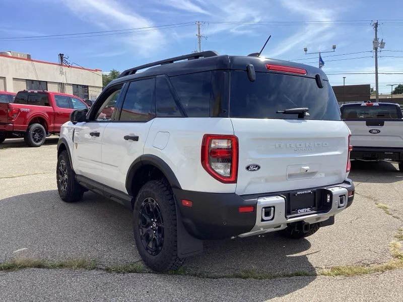 New 2026 White Ford Badlands image 6