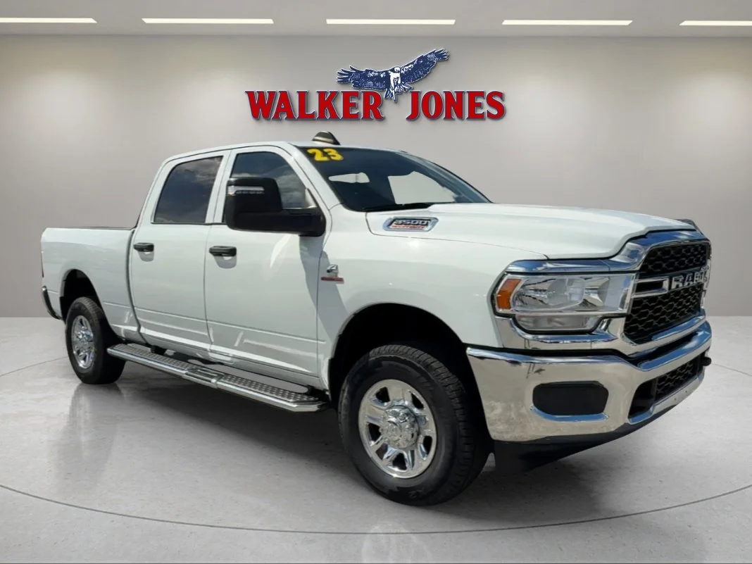 2023 RAM 3500 Tradesman 4X4 Crew Cab SWB's photo