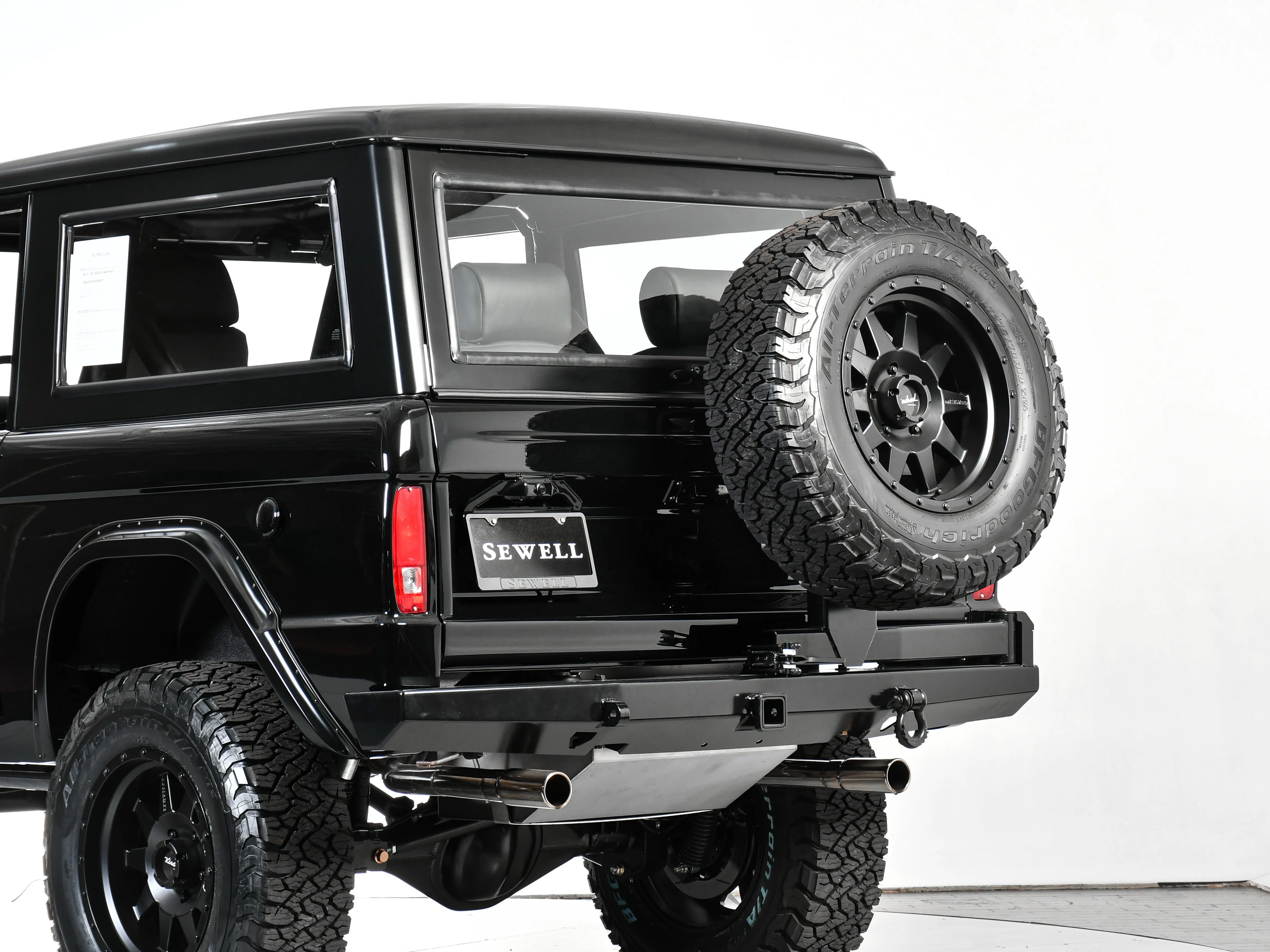 Used 1973 Black Ford Kindred Black ICE Edition image 12