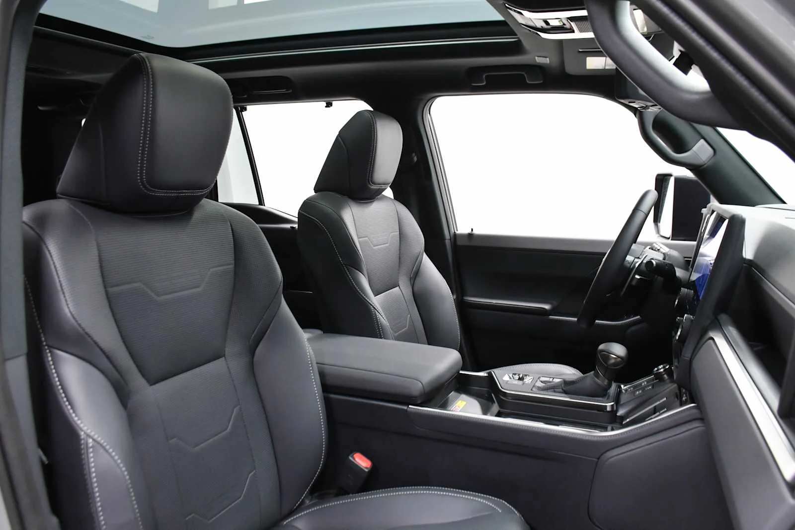 2026 Lexus GX Luxury+ - Photo 24