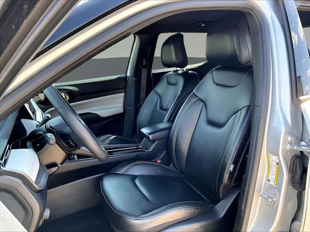 2025 Jeep Compass Limited - Photo 25