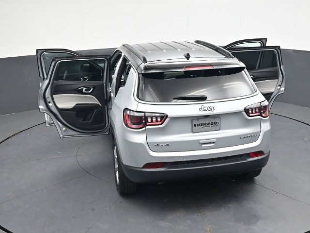 Used 2025 Silver Jeep Limited image 40