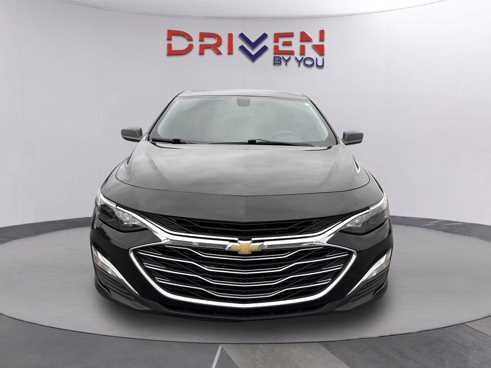 Used 2022 MOSAIC BLACK METALLIC Chevrolet LS image 9