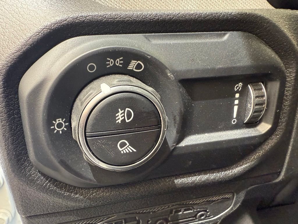 Used 2025 Bright White Clearcoat Jeep Sport image 15