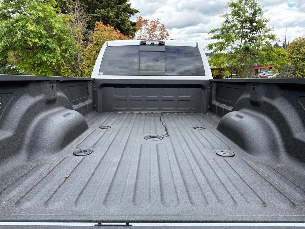 New 2026 Bright White Clear-Coat Exterior Paint RAM Laramie image 10