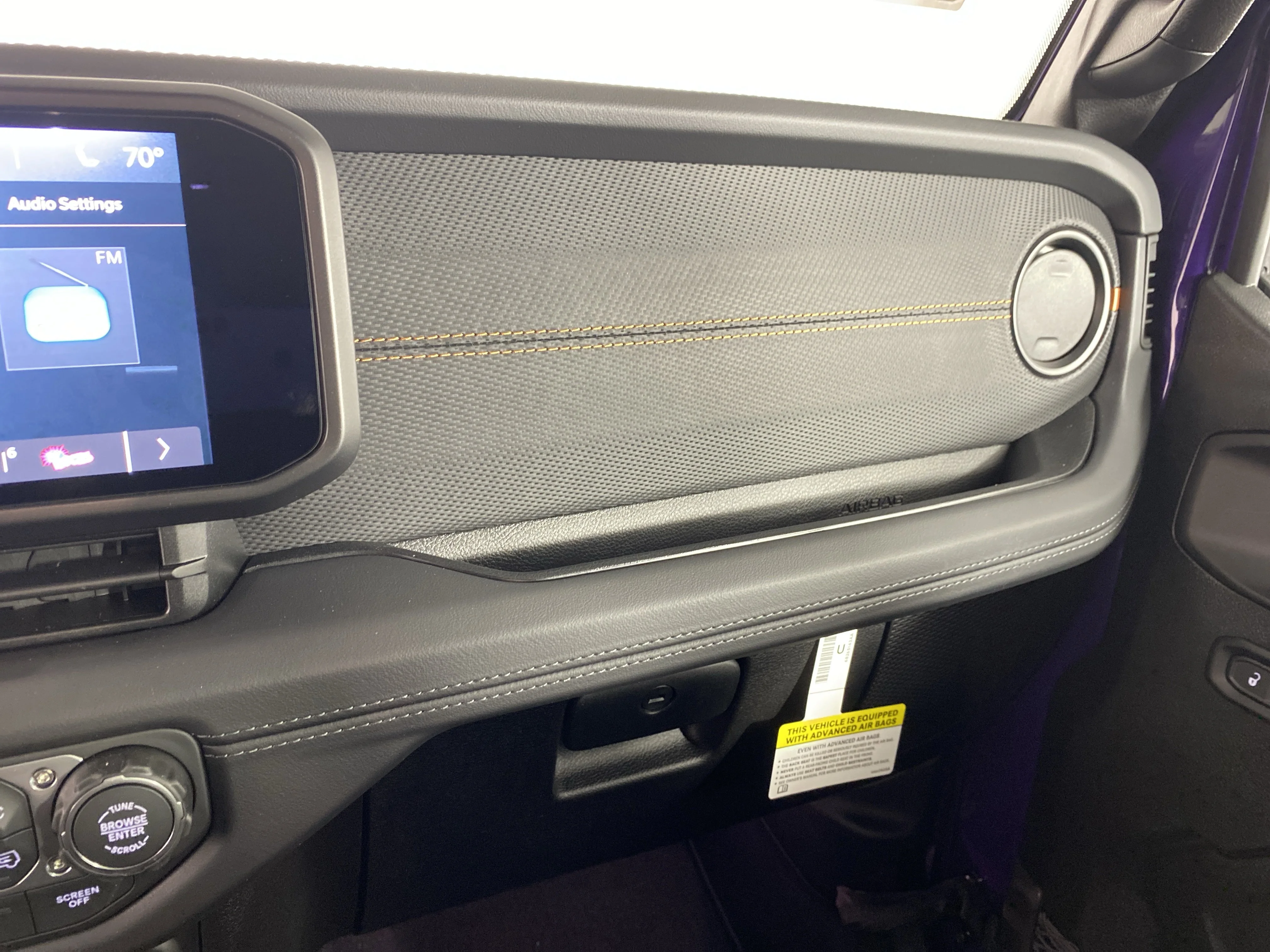 New 2026 Reign Exterior Paint Jeep Mojave image 26