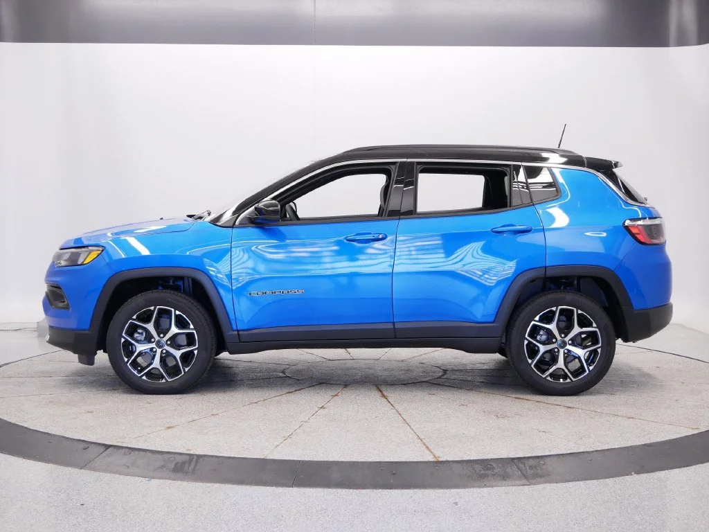 2026 Jeep Compass Limited - Photo 2