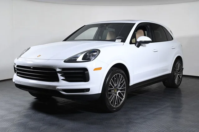 2023 Porsche Cayenne Platinum Edition