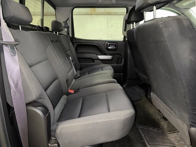 Used 2017 DEEP OCEAN BLUE METALLIC Chevrolet LT image 21