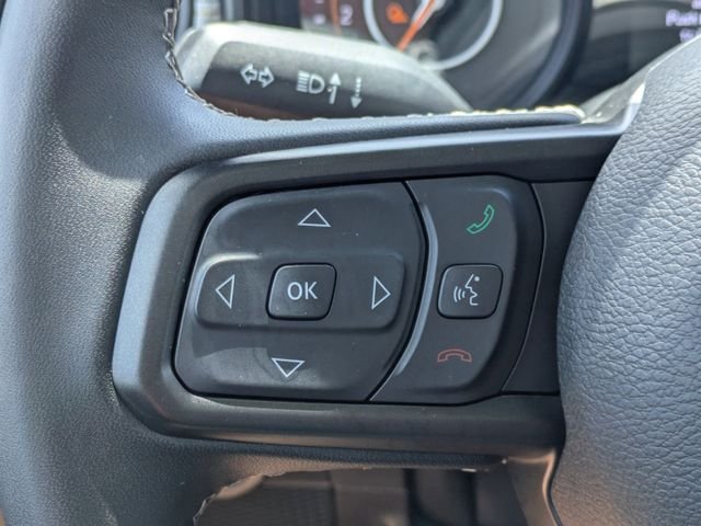 Used 2025 White Jeep Sport S image 23