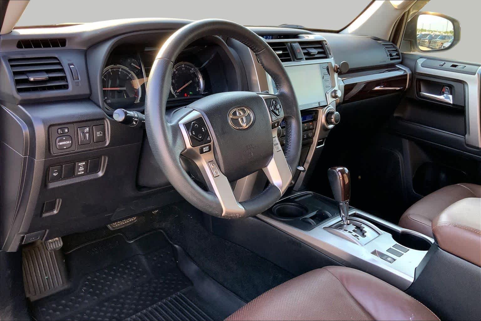 Certified Used 2021 Blizzard Pearl Toyota Limited image 17