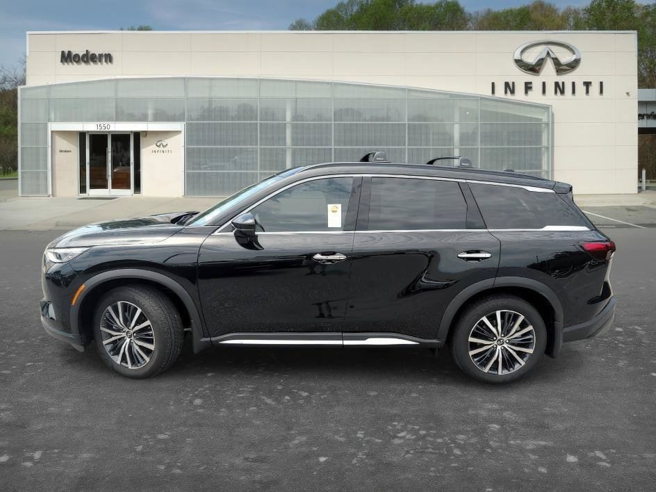 Certified Used 2025 Mineral Black INFINITI AUTOGRAPH image 6