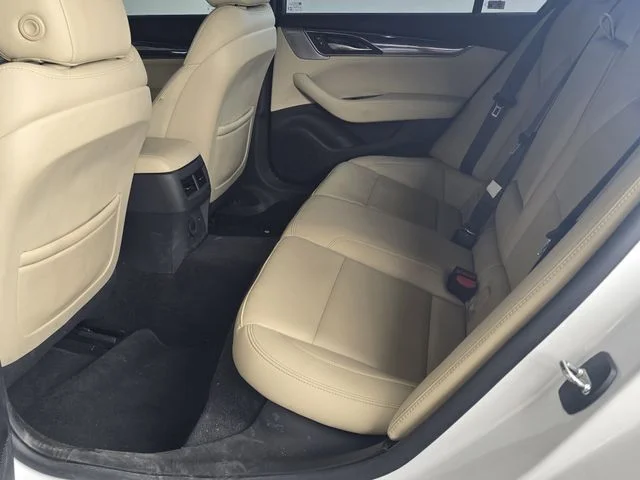 Used 2020 Crystal White Tricoat Cadillac Luxury image 17