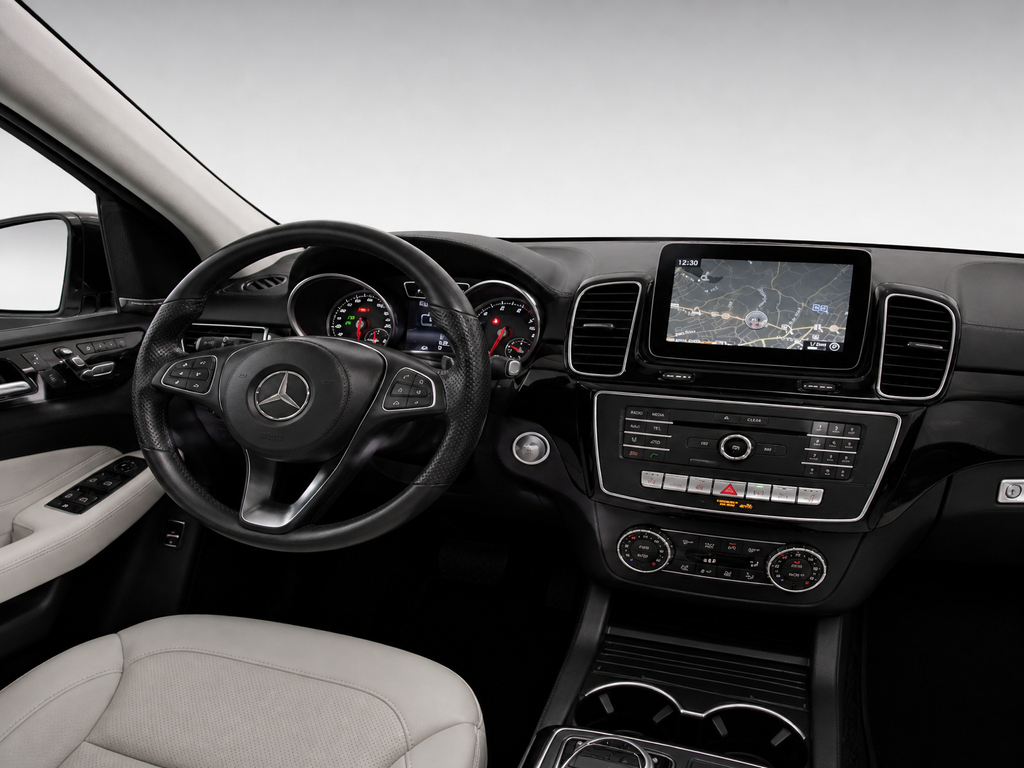 Used 2019 Iridium Silver Metallic Mercedes-Benz GLS 450 image 13
