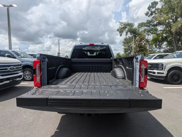 New 2026 Glacier Gray Metallic Tri-Coat Ford F-250® Platinum® image 13
